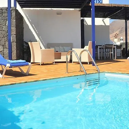 Holiday Home Villa Atardecer Villa *